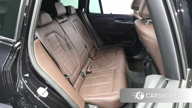 BMW X3 (G01) 2022 Черный из Кореи, фото 3