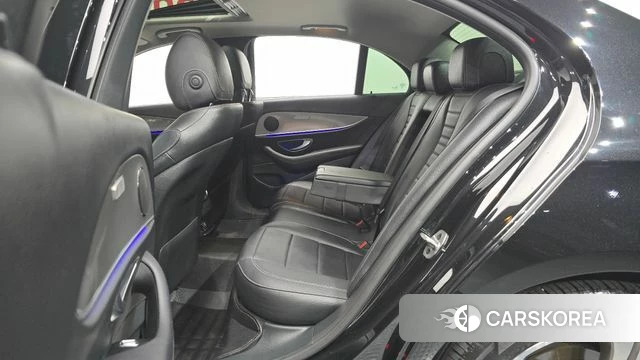 Mercedes-Benz E-Class W213 2019 Черный из Кореи, фото 3