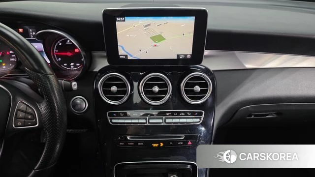 Mercedes-Benz GLC-Class X253 2018 Белый из Кореи, фото 3