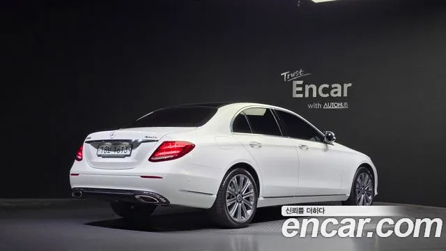 Mercedes-Benz E-Class W213 2019 Белый из Кореи, фото 3
