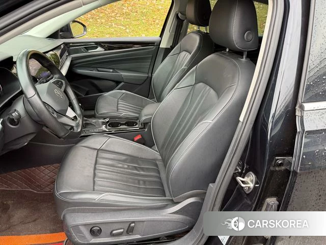 Volkswagen Passat 2022 Черный из Китая, фото 3