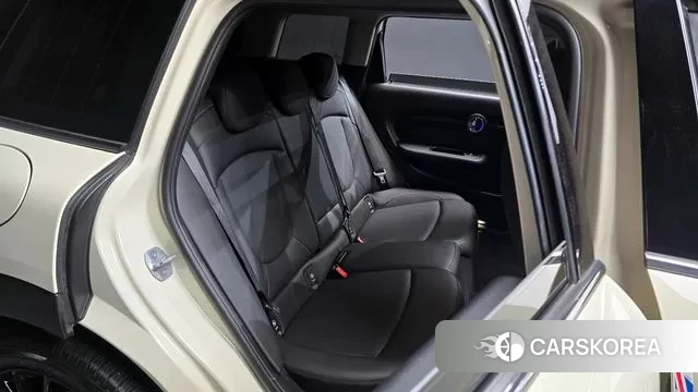 Mini Cooper D Clubman 2020 Жемчужный цвет из Кореи, фото 3