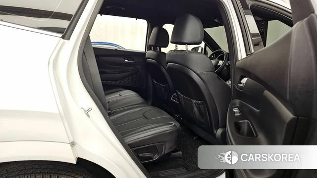 Hyundai The New Santa Fe 2023 Белый из Кореи, фото 3