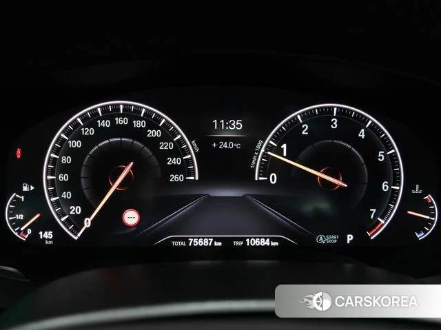 BMW 5 Series (G30) 2019 Черный из Кореи, фото 3