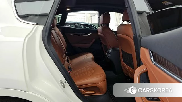 Maserati Levante 2022 Белый из Кореи, фото 3