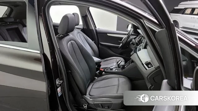 BMW 2 Series Active Tourer (F45) 2020 Черный из Кореи, фото 3