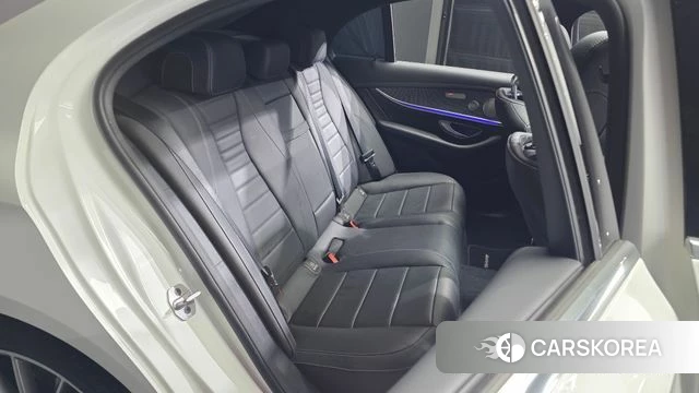 Mercedes-Benz E-Class W213 2022 Белый из Кореи, фото 3