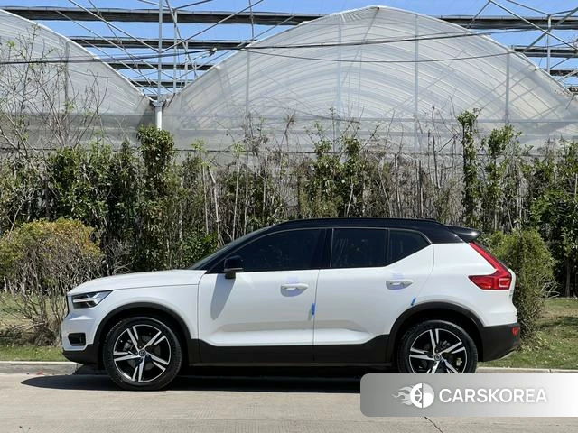 Volvo XC40 2020 Белый из Китая, фото 3