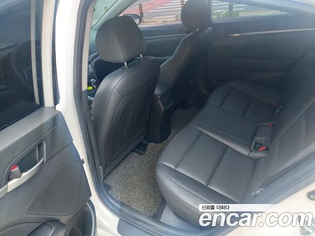 Hyundai Avante AD id 2692720 из Кореи 3