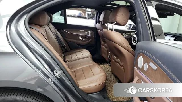 Mercedes-Benz E-Class W213 2020 Серый из Кореи, фото 3