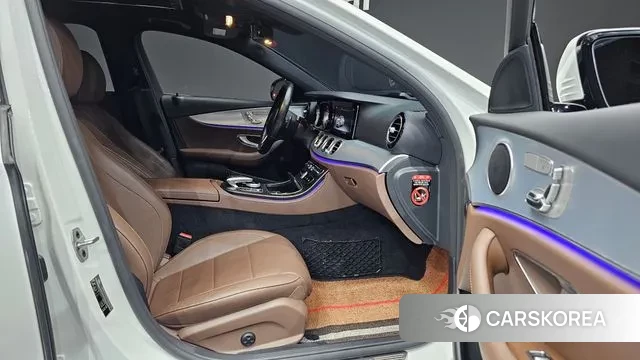 Mercedes-Benz E-Class W213 2020 Белый из Кореи, фото 3