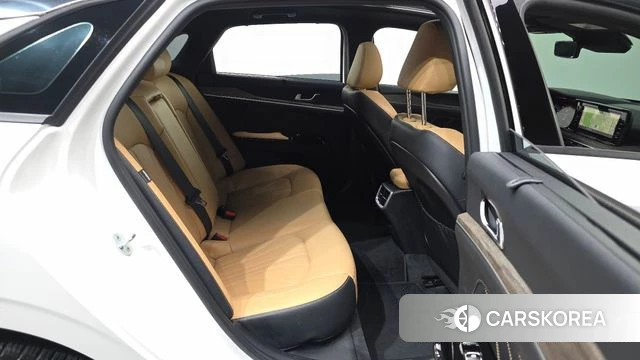 Kia K5 3rd generation 2022 Белый из Кореи, фото 3