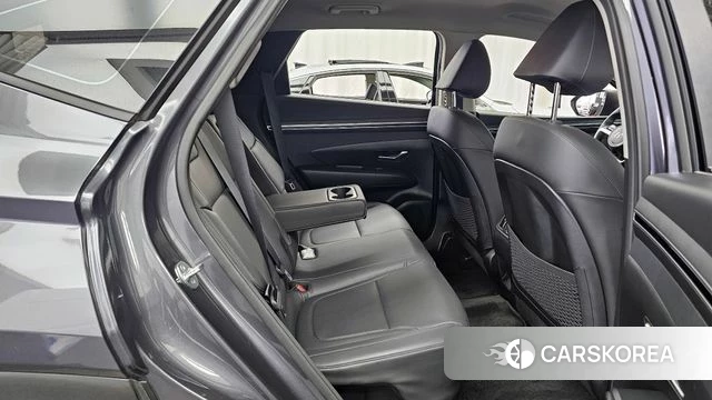 Hyundai Tucson Hybrid (NX4) 2023 Серый из Кореи, фото 3