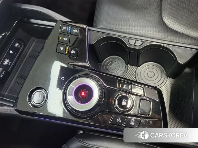 Kia Sportage 5th Generation Hybrid 2021 Черный из Кореи, фото 3