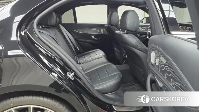 Mercedes-Benz E-Class W213 2021 Черный из Кореи, фото 3