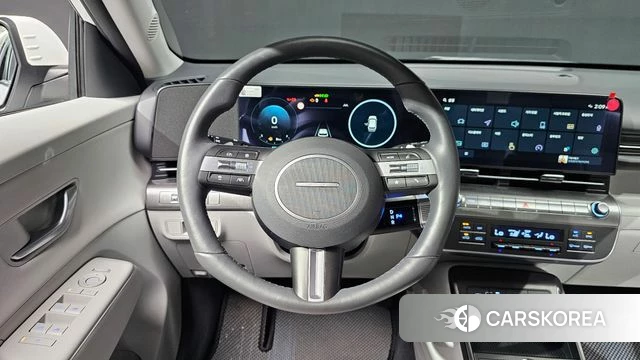 Hyundai Kona (SX2) 2023 Белый из Кореи, фото 3