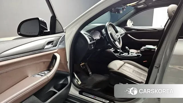 BMW X4 (G02) 2021 Белый из Кореи, фото 3