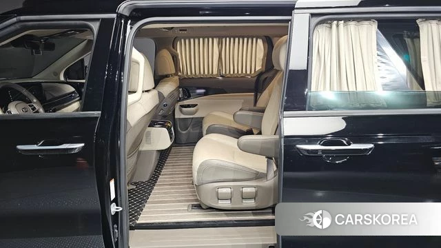 Kia Carnival 4th generation 2021 Черный из Кореи, фото 3