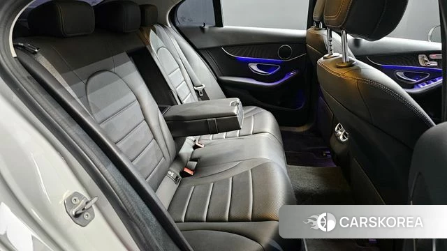 Mercedes-Benz C-Class W205 2019 Белый из Кореи, фото 3