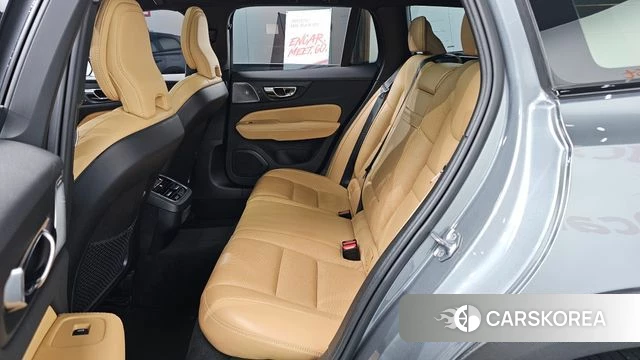 Volvo V60 Cross-Country 2nd Generation 2019 Серый из Кореи, фото 3