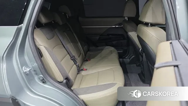 Ssangyong Torres 2023 Темно-зеленый из Кореи, фото 3