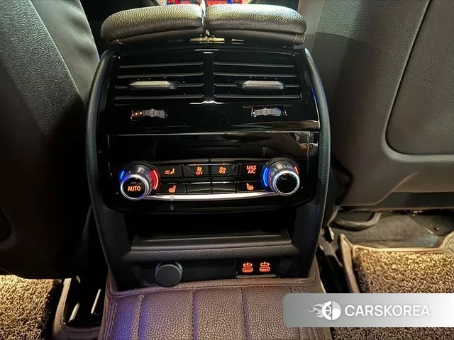 BMW 6 Series GT (G32) 2023 Белый из Кореи, фото 3