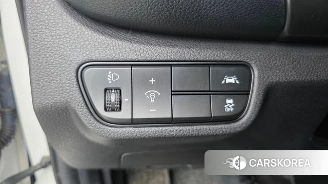 Kia Seltos 2022 Белый из Кореи, фото 3