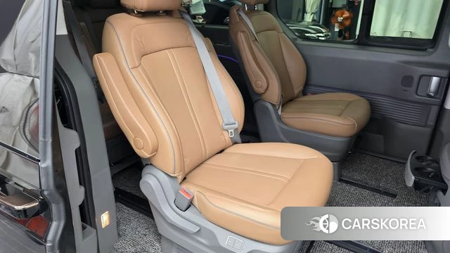 Hyundai Staria 2023 Черный из Кореи, фото 3