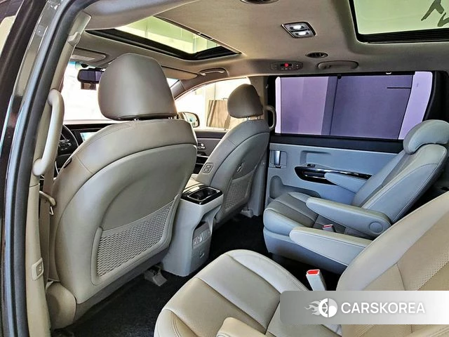 Kia The New Carnival 2018 Черный из Кореи, фото 3