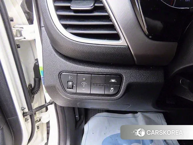 Kia Seltos 2019 Белый из Кореи, фото 3