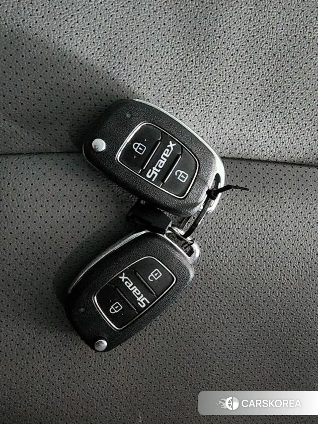 Hyundai The New Grand Starex 2019 Серебряный из Кореи, фото 3
