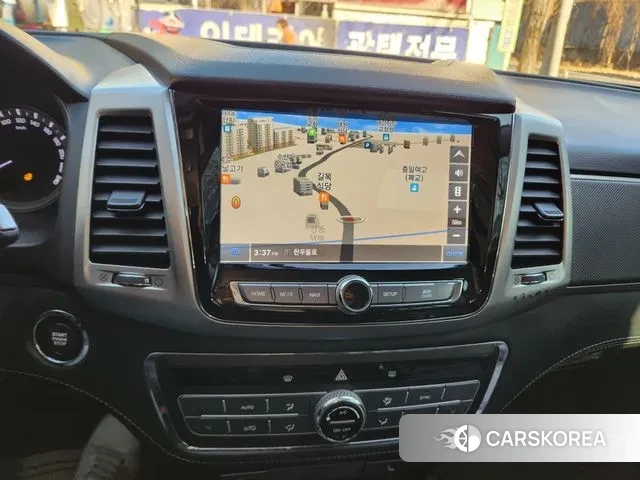 Ssangyong Rexton Sports 2019 Белый из Кореи, фото 3