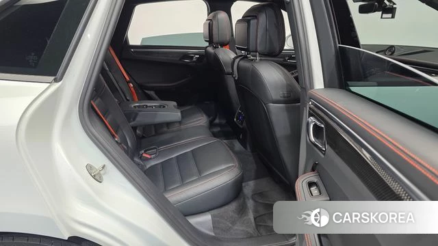 Porsche Macan 2023 Белый из Кореи, фото 3