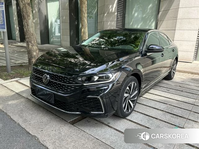 Volkswagen Passat 2022 Черный из Китая, фото 3