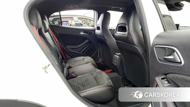 Mercedes-Benz GLA-Class X156 2019 Белый из Кореи, фото 3