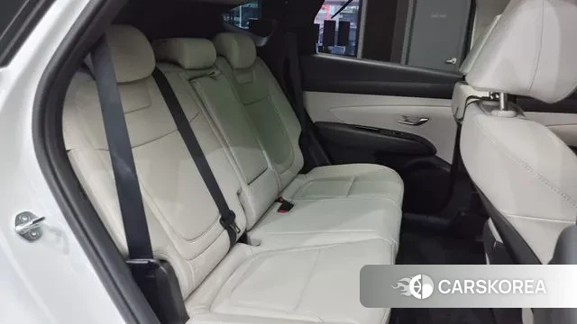 Hyundai The New Tucson Hybrid (NX4) 2024 Белый из Кореи, фото 3