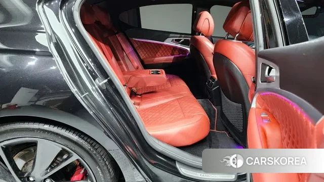 Genesis The New G70 2022 Черный из Кореи, фото 3