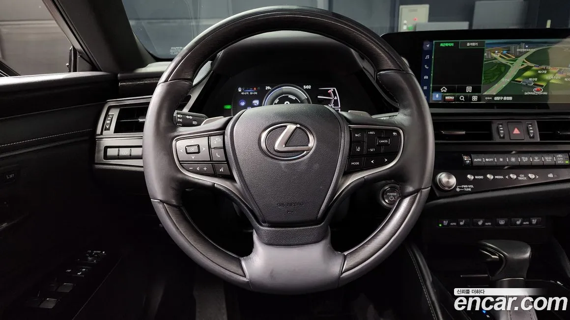 Lexus ES300h 7th generation 2023 Черный из Кореи, фото 3
