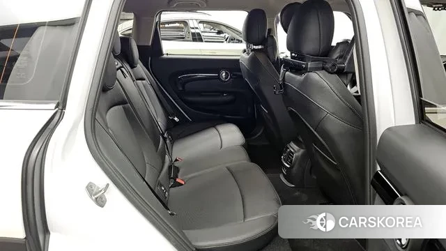 Mini Cooper Clubman 2023 Белый из Кореи, фото 3