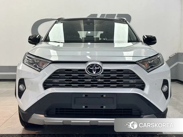 Toyota RAV4 Rongfang 2023 Белый из Китая, фото 3
