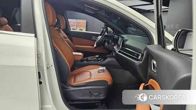 Kia Sportage 5th Generation 2021 Белый из Кореи, фото 3