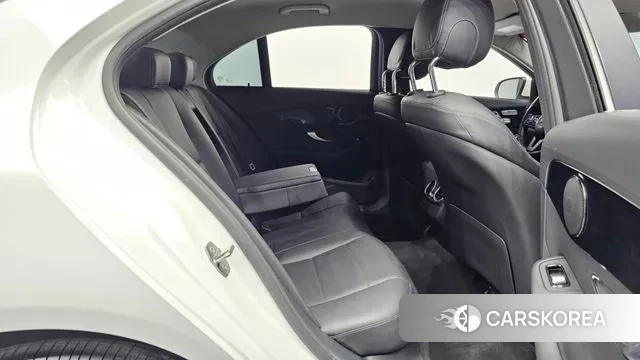 Mercedes-Benz C-Class W205 2019 Белый из Кореи, фото 3