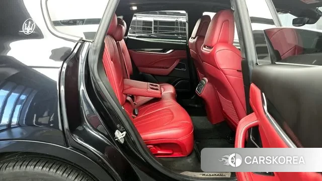 Maserati Levante 2019 Черный из Кореи, фото 3