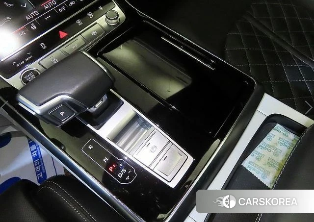 Audi Q8 (4M) 2021 Белый из Кореи, фото 3