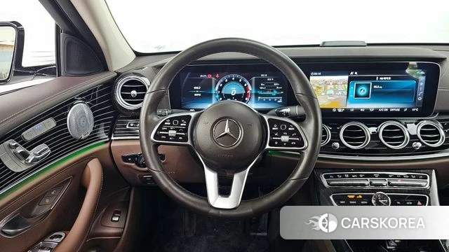 Mercedes-Benz E-Class W213 2020 Белый из Кореи, фото 3