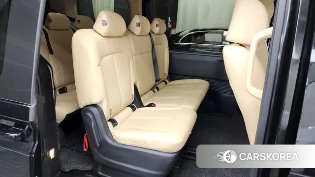 Hyundai Staria 2021 Черный из Кореи, фото 3