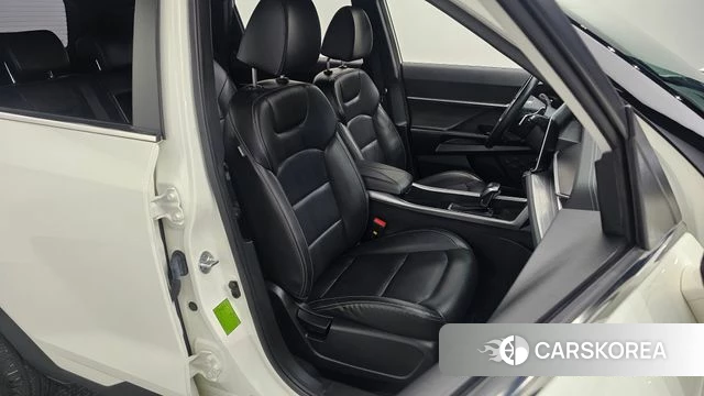 Ssangyong Torres 2022 Белый из Кореи, фото 3