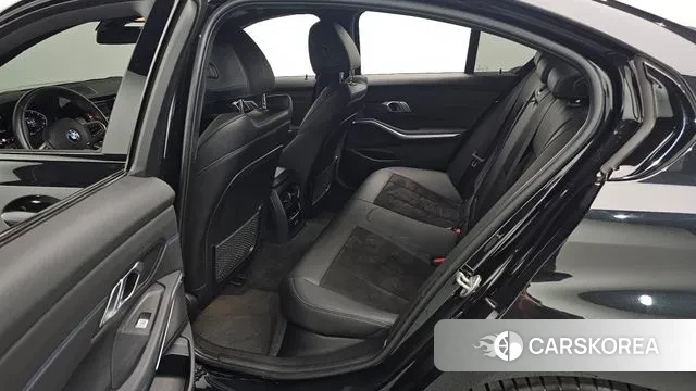 BMW 3 Series (G20) 2022 Черный из Кореи, фото 3