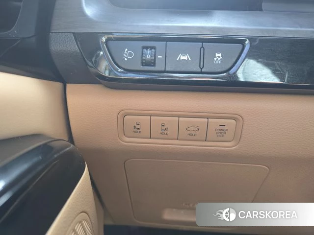 Kia Carnival 4th generation 2023 Белый из Кореи, фото 3