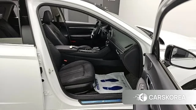 Hyundai Sonata (DN8) 2022 Белый из Кореи, фото 3